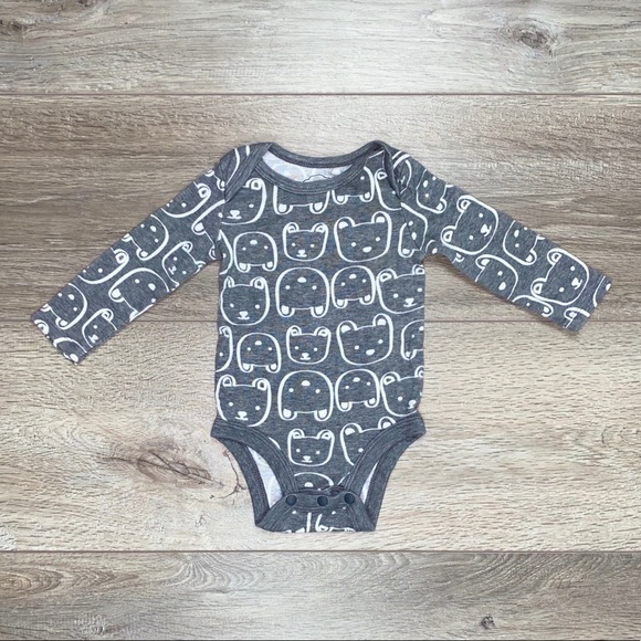 Lamaze Organic Long Sleeve Onesie Bundle 6 Months Gray Bears - Picture 2 of 14